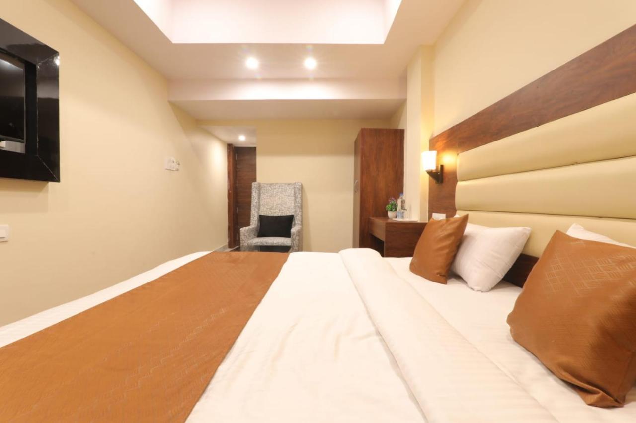Hotel Blueark Lucknow Exterior photo