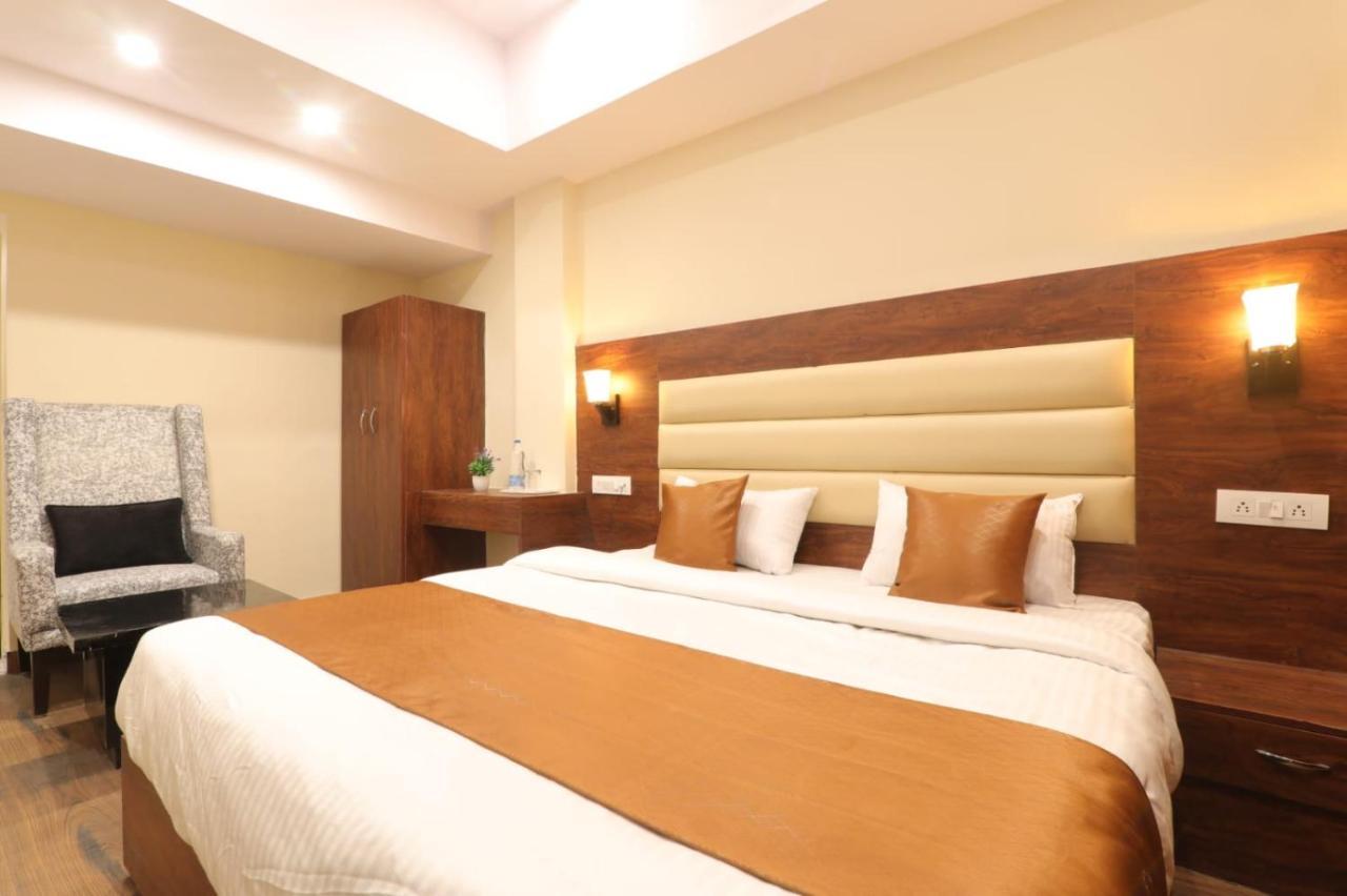 Hotel Blueark Lucknow Exterior photo